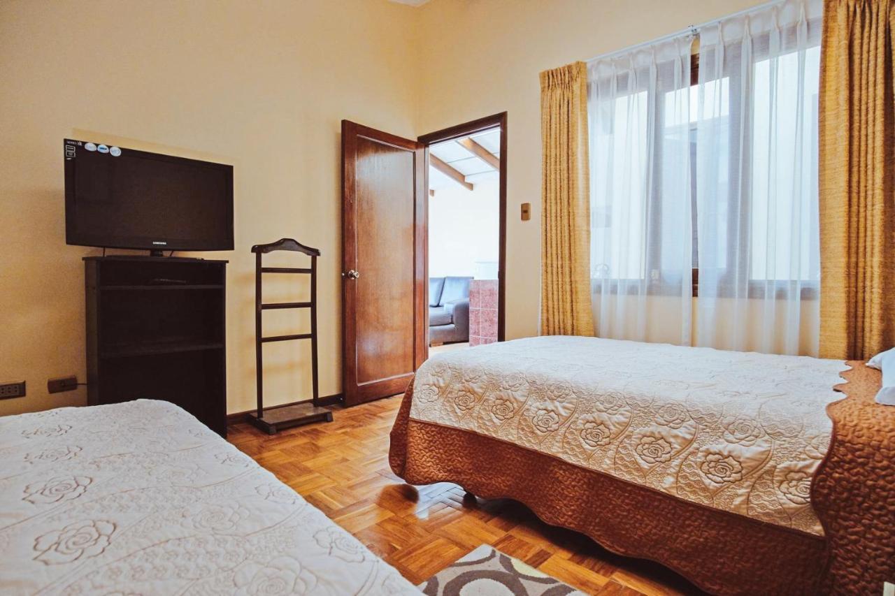 La Maison Martinet Уюни Екстериор снимка